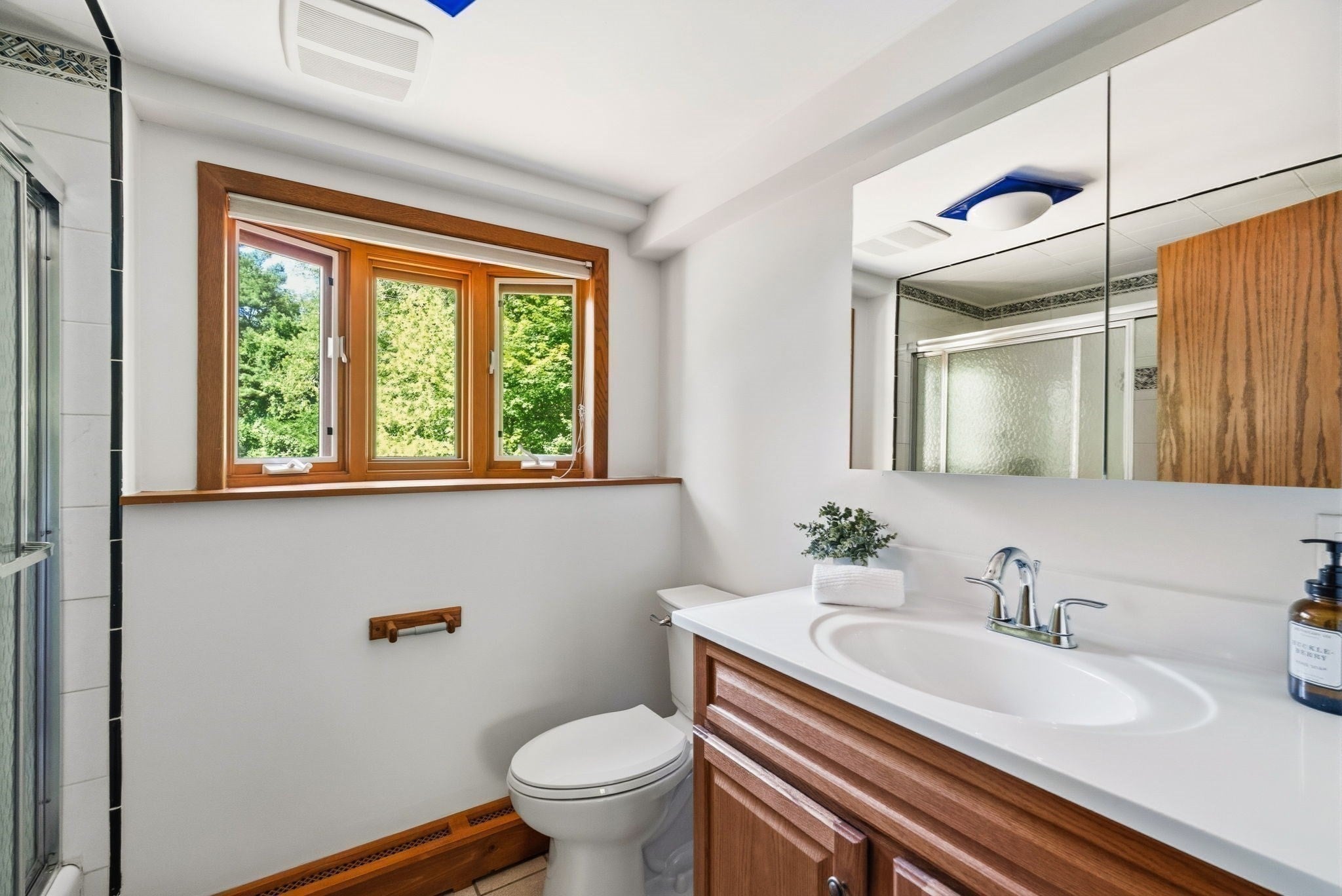 126 Lexington Road, Lincoln, MA Photo #16