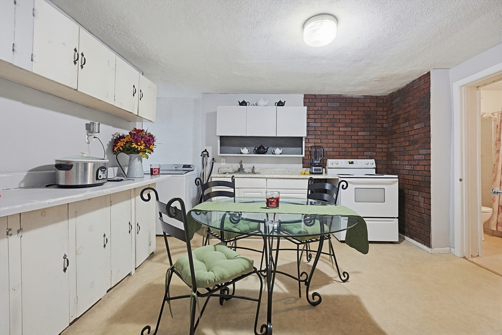 262-264 Pearl St