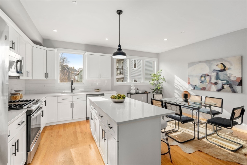 Photo of 123-125 Centre St, Boston, MA