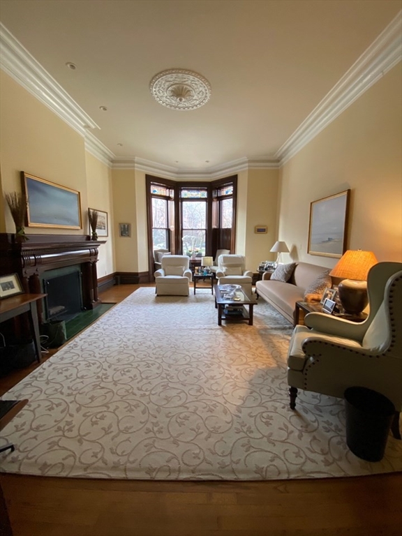 254 Commonwealth Avenue 1