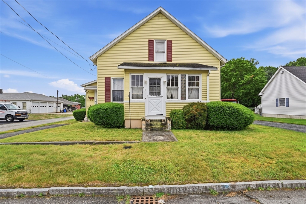 71 Worthington St