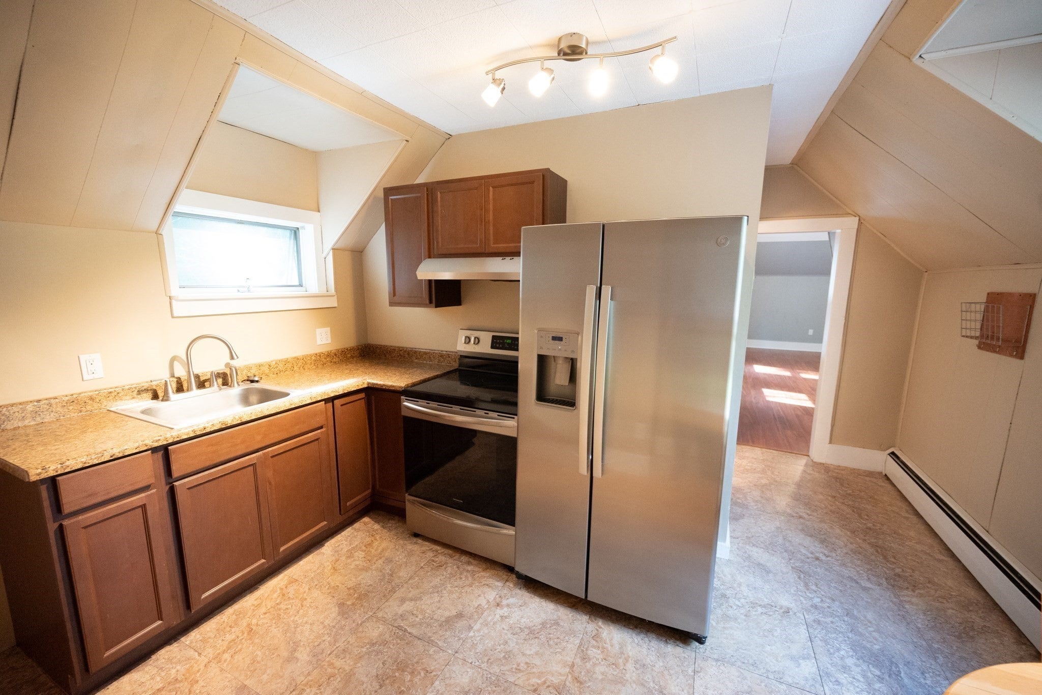 564 Fairmount St, Fitchburg, MA, 564 Fairmount St, Fitchburg, MA Photo #7