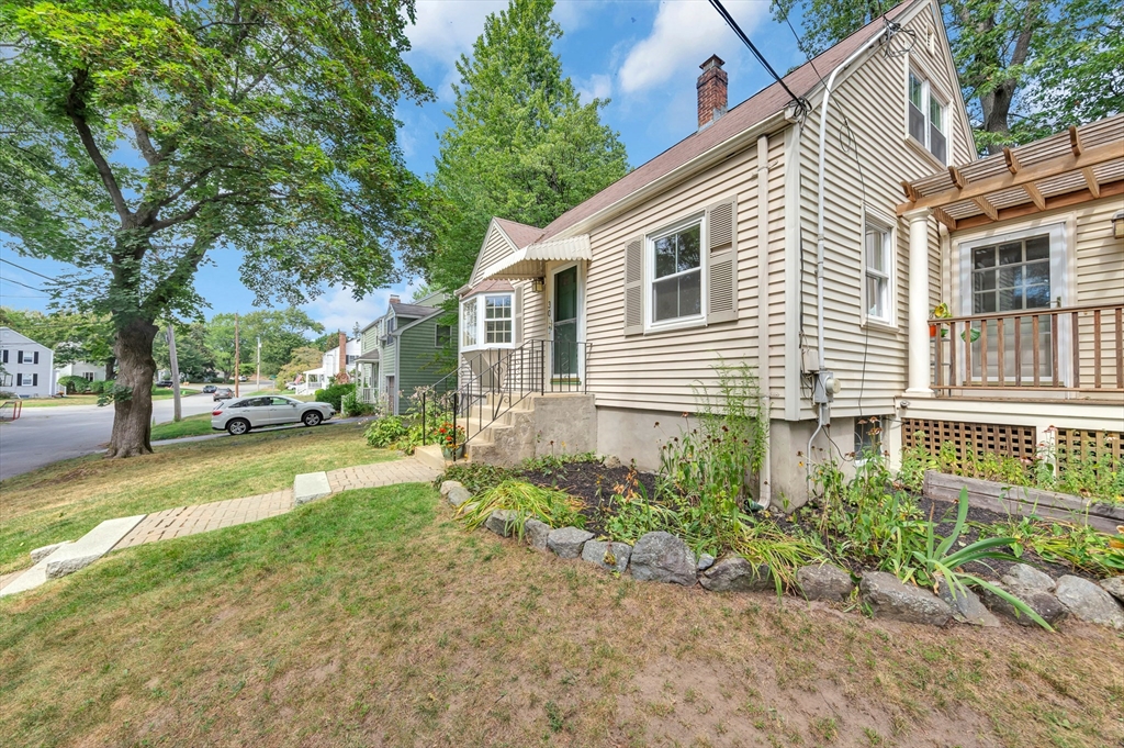 30 Standish Road
