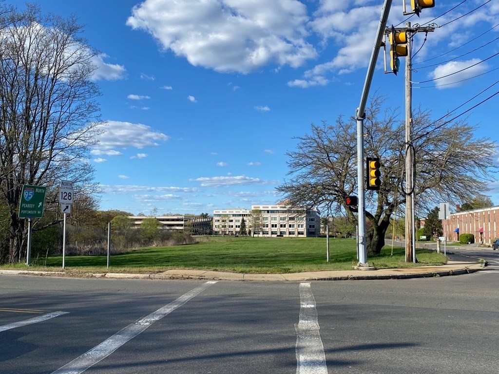 50 Quannapowitt Parkway