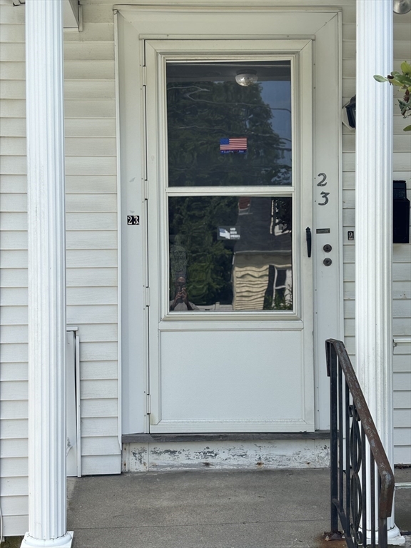 23 Garfield Ave