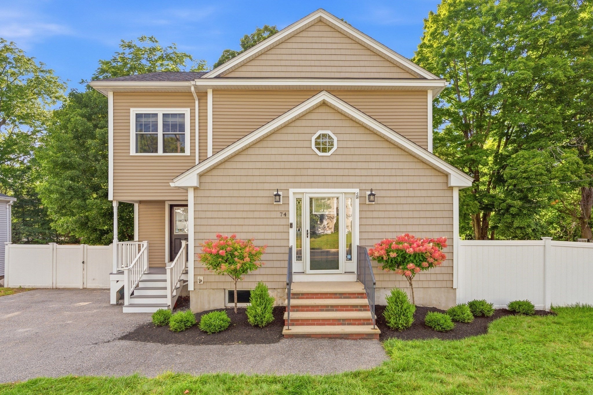 74 Pearl St, Woburn, MA, 74 Pearl St, Woburn, MA Photo #1
