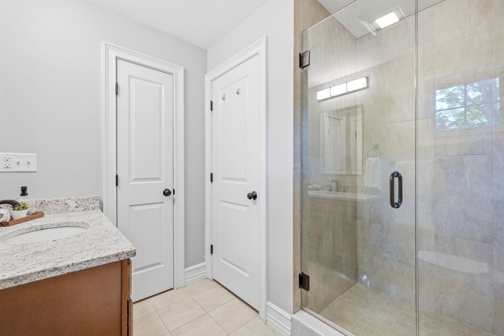 74 Pearl St, Woburn, MA, 74 Pearl St, Woburn, MA Photo #12