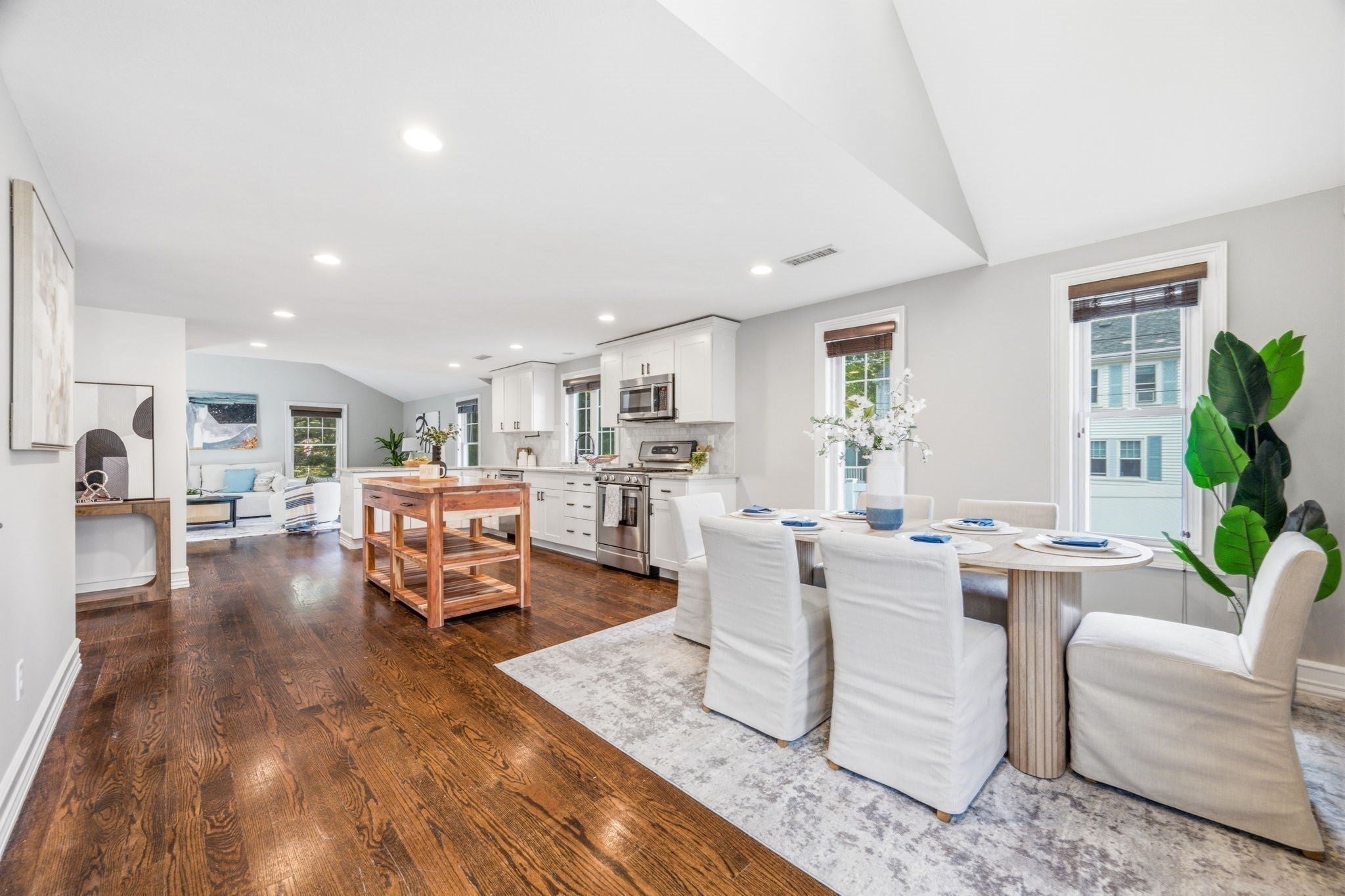 74 Pearl St, Woburn, MA, 74 Pearl St, Woburn, MA Photo #5