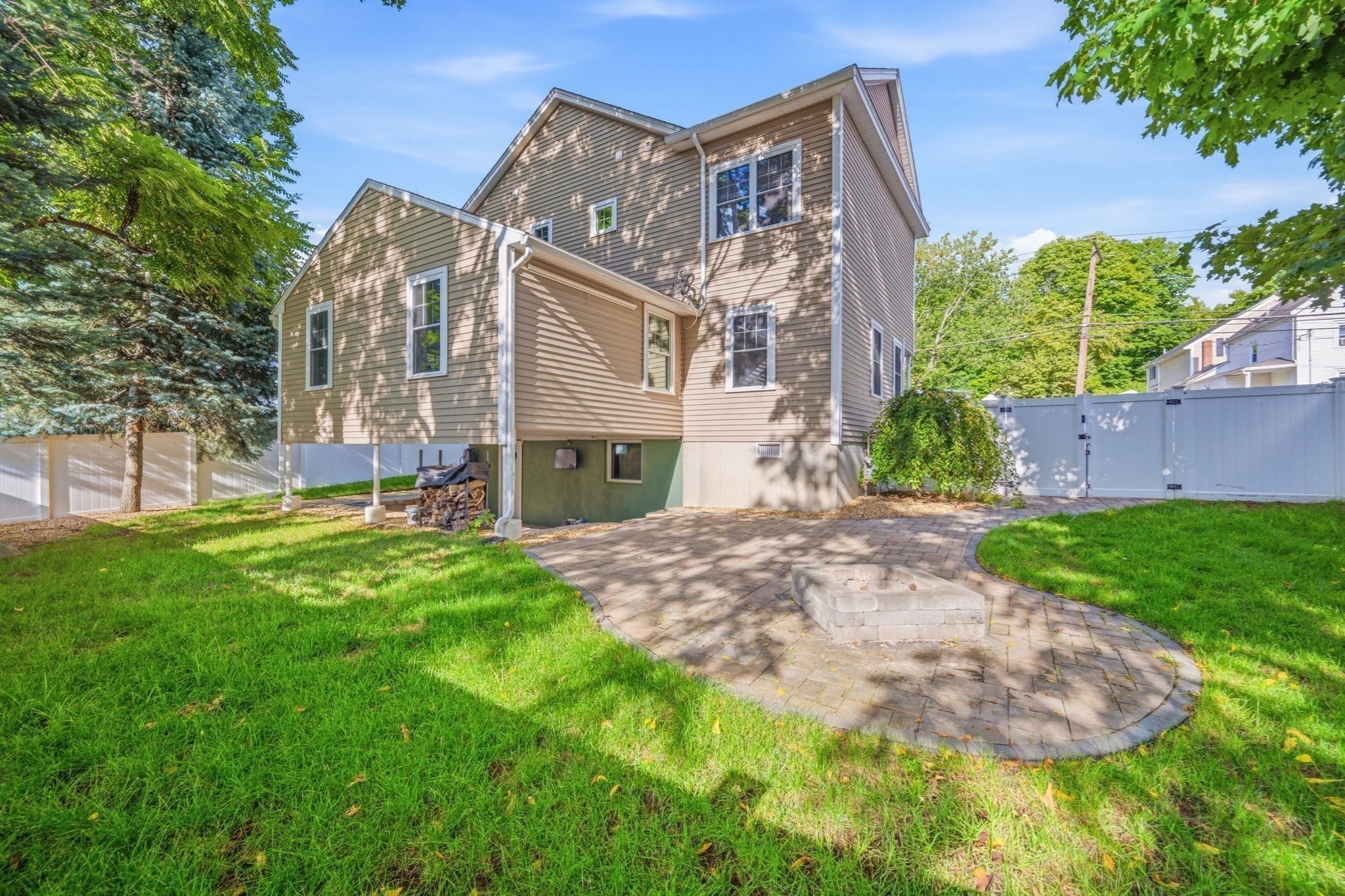74 Pearl St, Woburn, MA, 74 Pearl St, Woburn, MA Photo #20