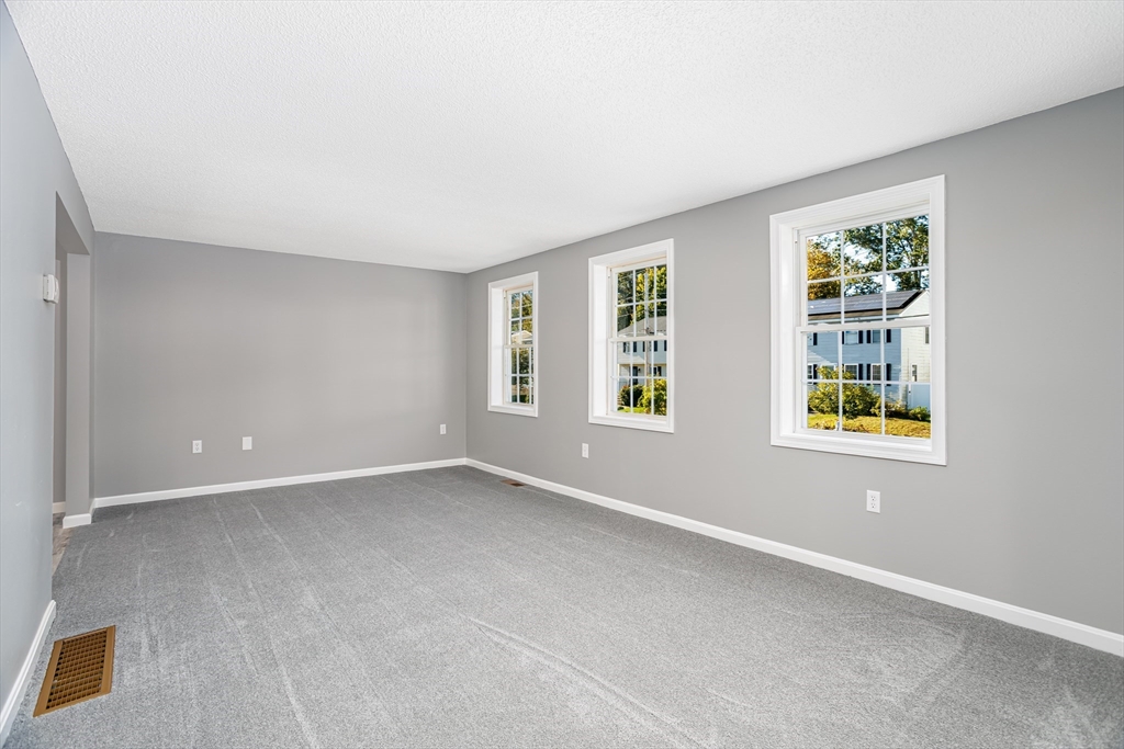 16 Joseph Ave