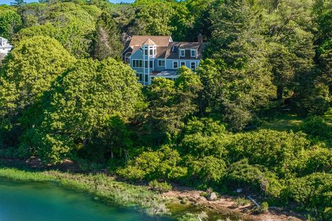 10 Squeteague Harbor Bourne MA 02534