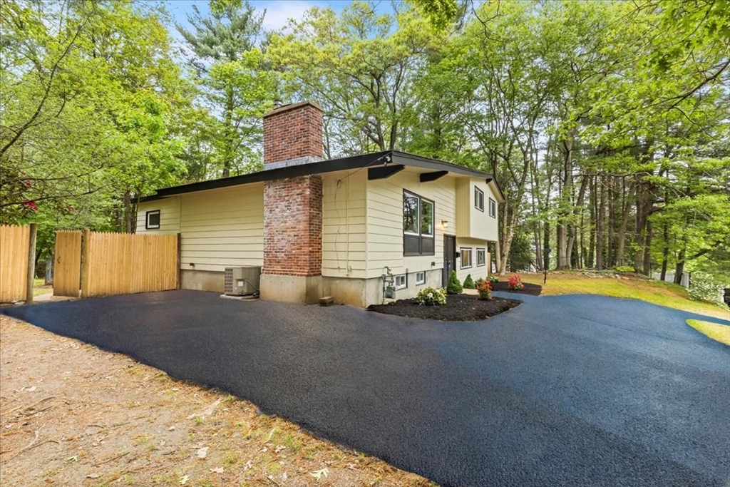 26 Spring Lane