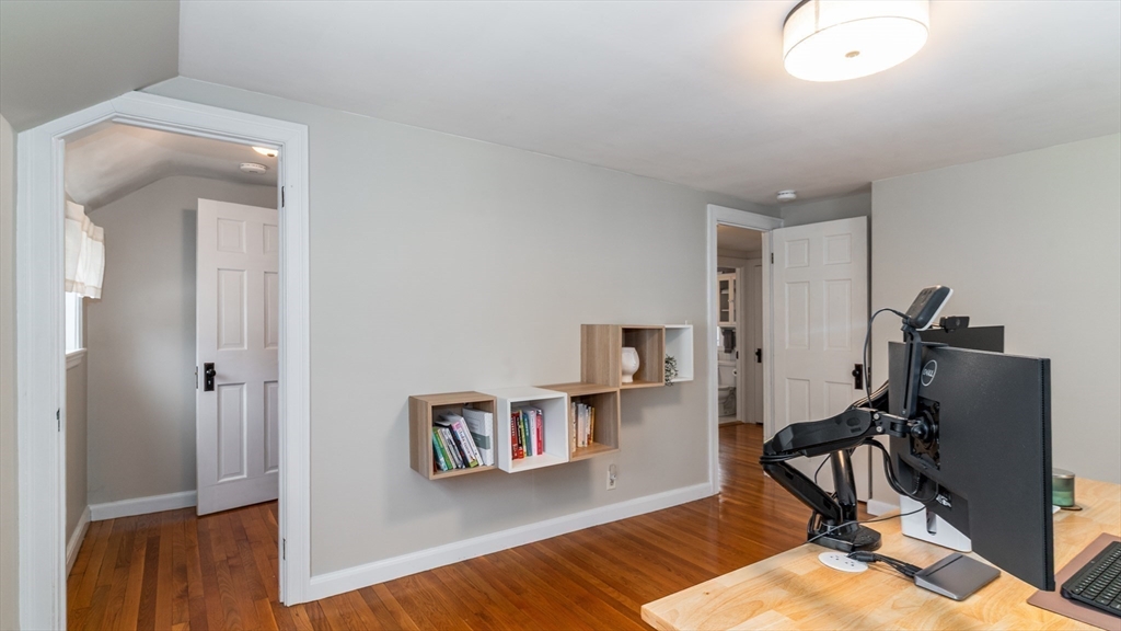51 Lynn Fells Pkwy, Melrose, MA, 51 Lynn Fells Pkwy, Melrose, MA Photo #23
