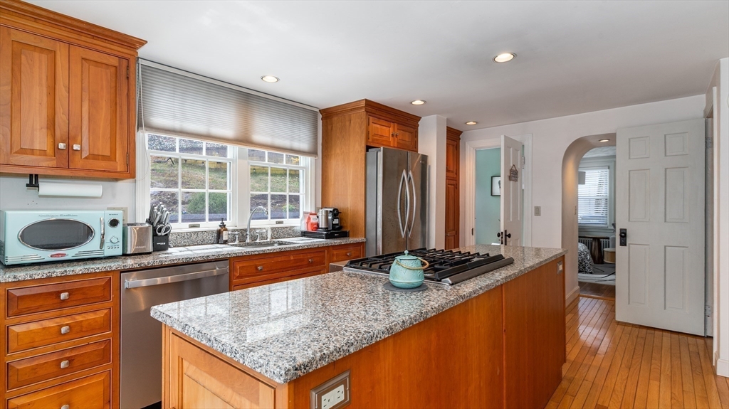 51 Lynn Fells Pkwy, Melrose, MA, 51 Lynn Fells Pkwy, Melrose, MA Photo #9