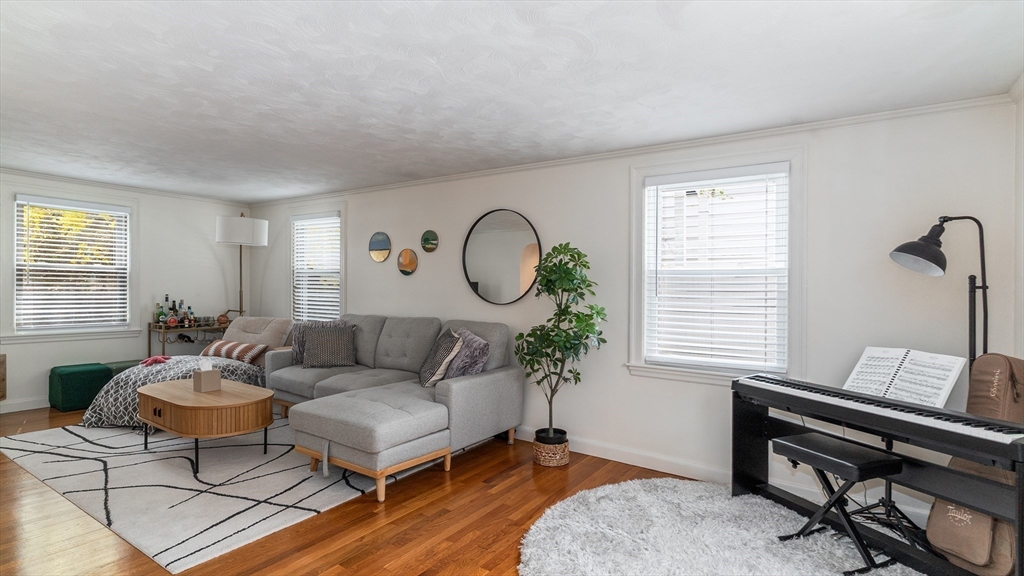 51 Lynn Fells Pkwy