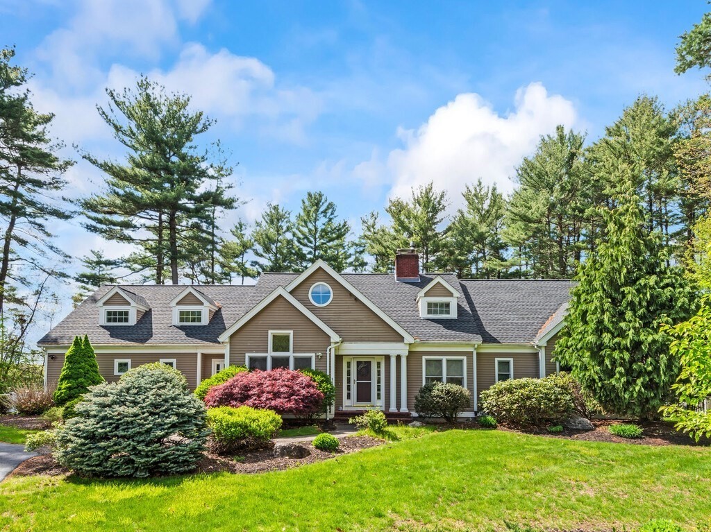 33 Smallwood Cir