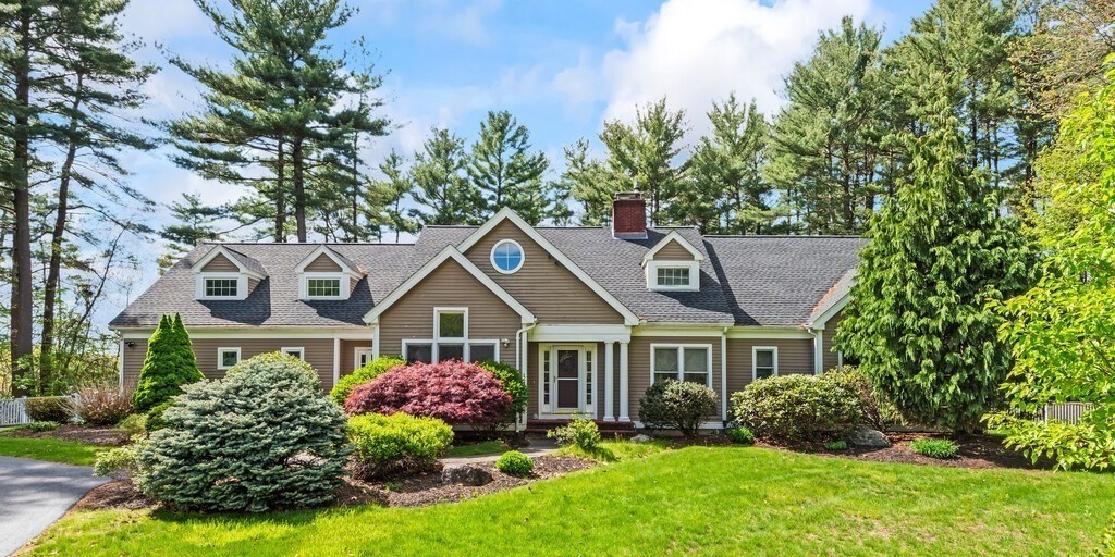 33 Smallwood Cir