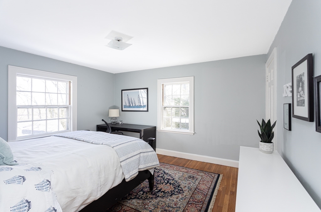 Needham, Massachusetts 02492, United States, 3 Bedrooms Bedrooms, ,2 BathroomsBathrooms,Residential,Pending,8843