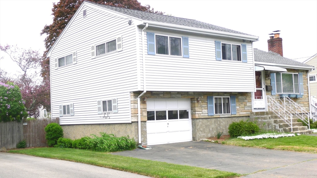 23 Batchelder Ave