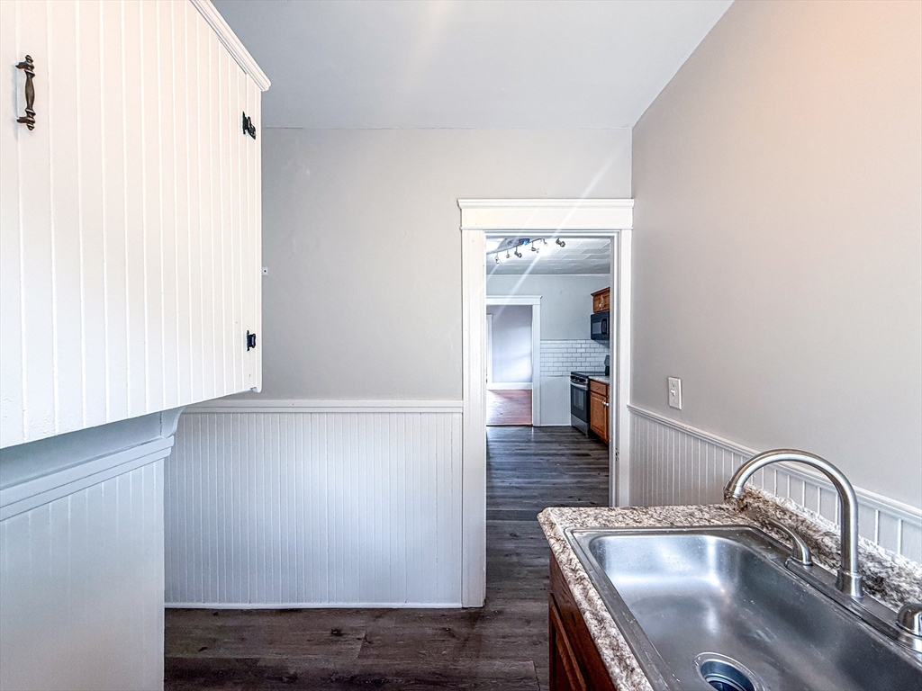 18 Ellsworth St #3, Worcester, MA, 18 Ellsworth St #3, Worcester, MA Photo #6