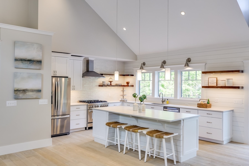 8 Monomoy Lane