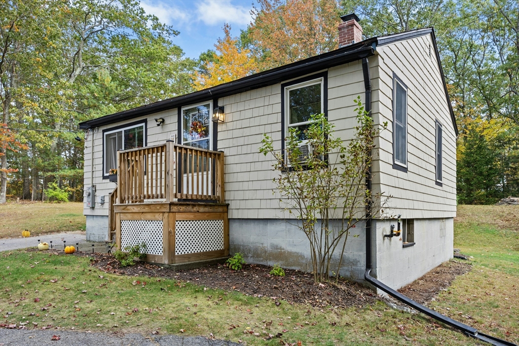 34 Nicholas Ave