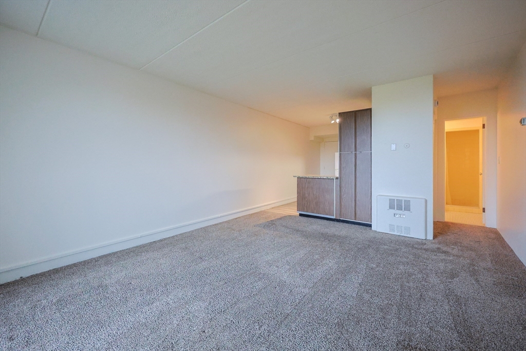 200 Swanton St 636