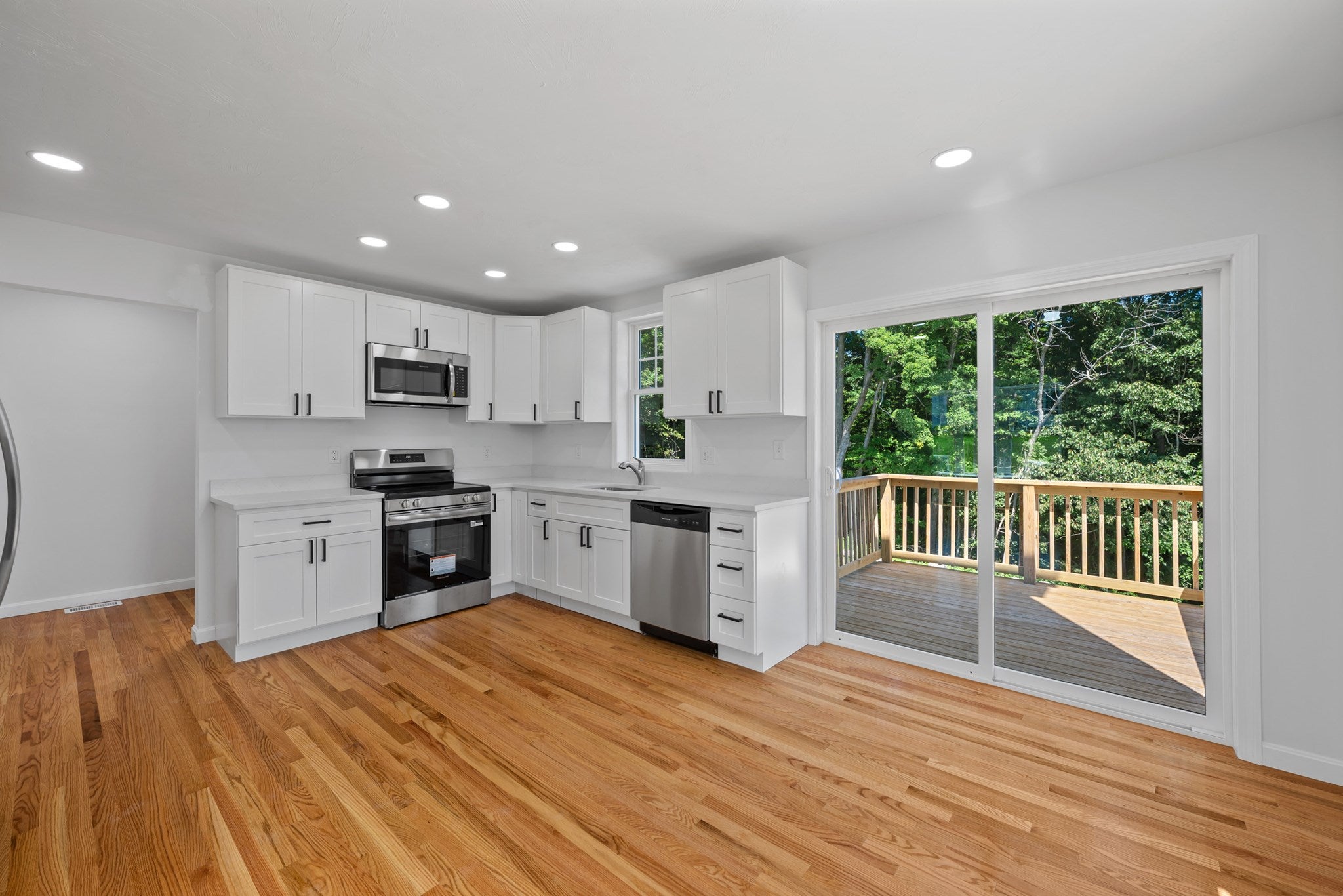 93 Brown St #B, Leicester, MA, 93 Brown St #B, Leicester, MA Photo #6