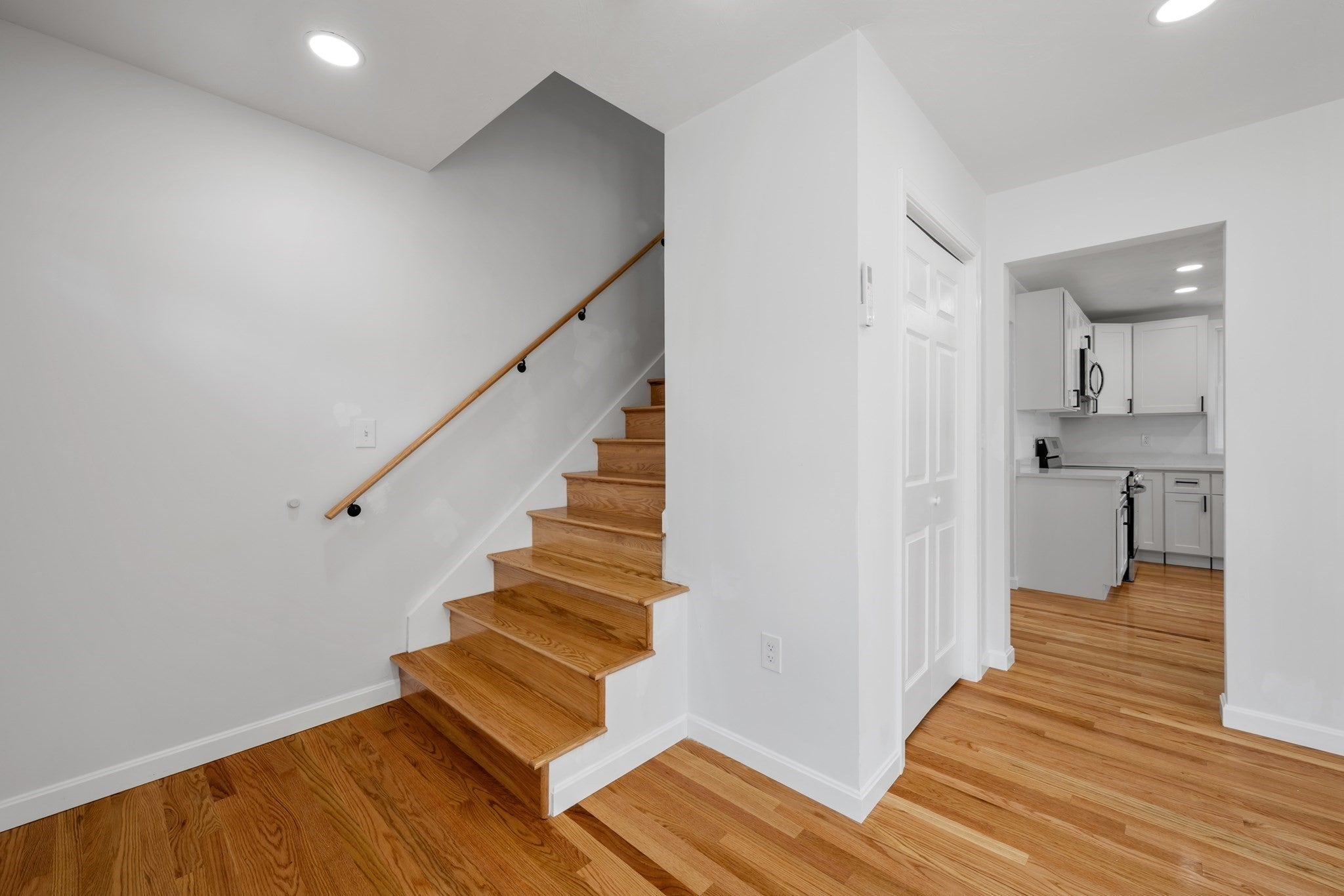 93 Brown St #B, Leicester, MA, 93 Brown St #B, Leicester, MA Photo #12