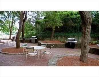 99 Pond Ave 706