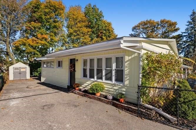 Photo of 25 Grand View Ave, Revere, MA