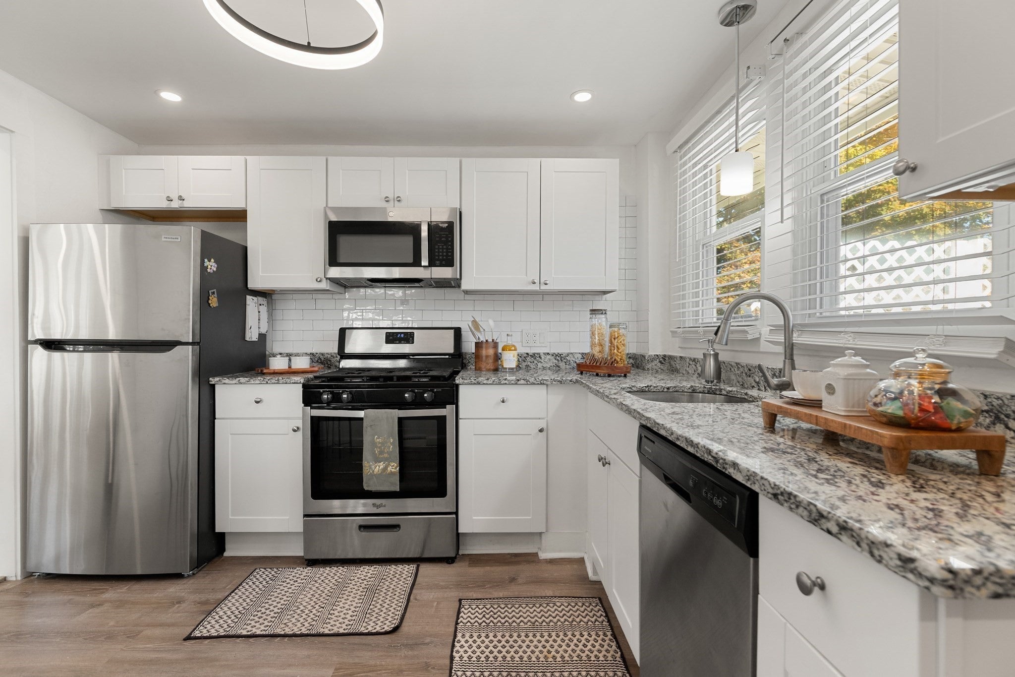 25 Grand View Ave, Revere, MA, 25 Grand View Ave, Revere, MA Photo #16
