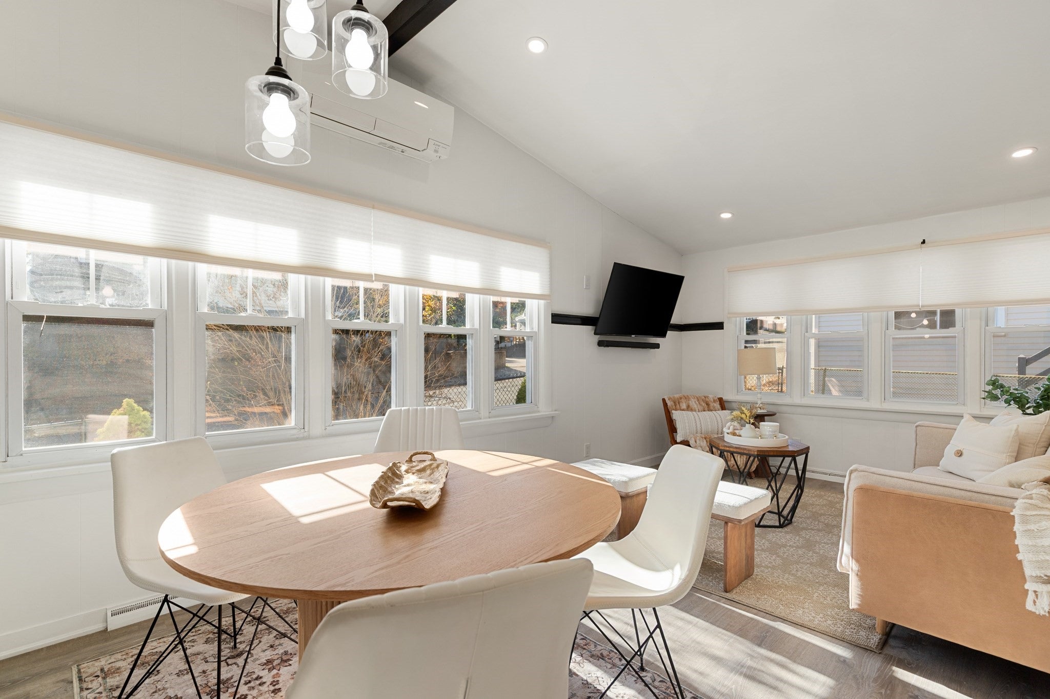 25 Grand View Ave