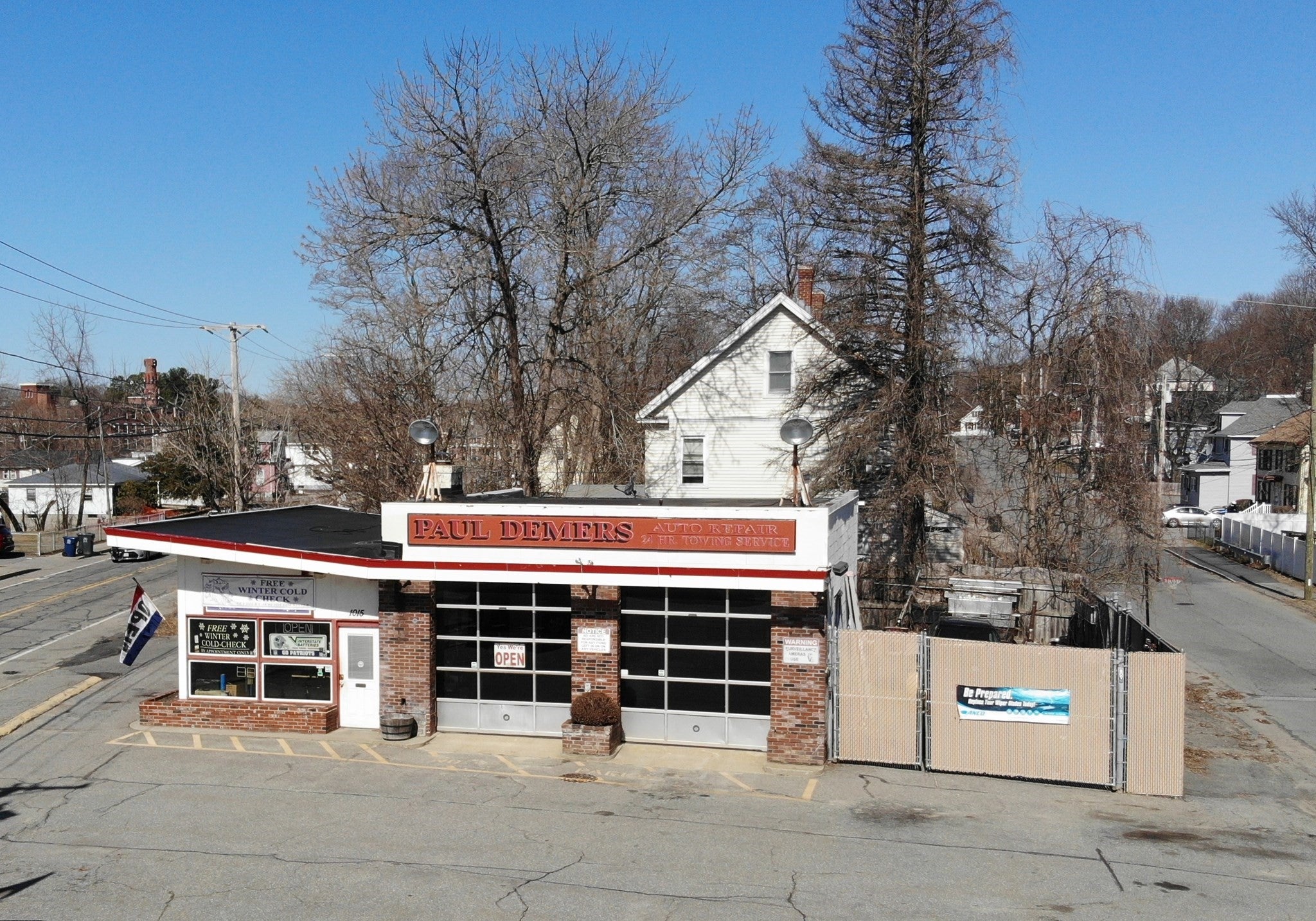 1015 Lakeview Ave