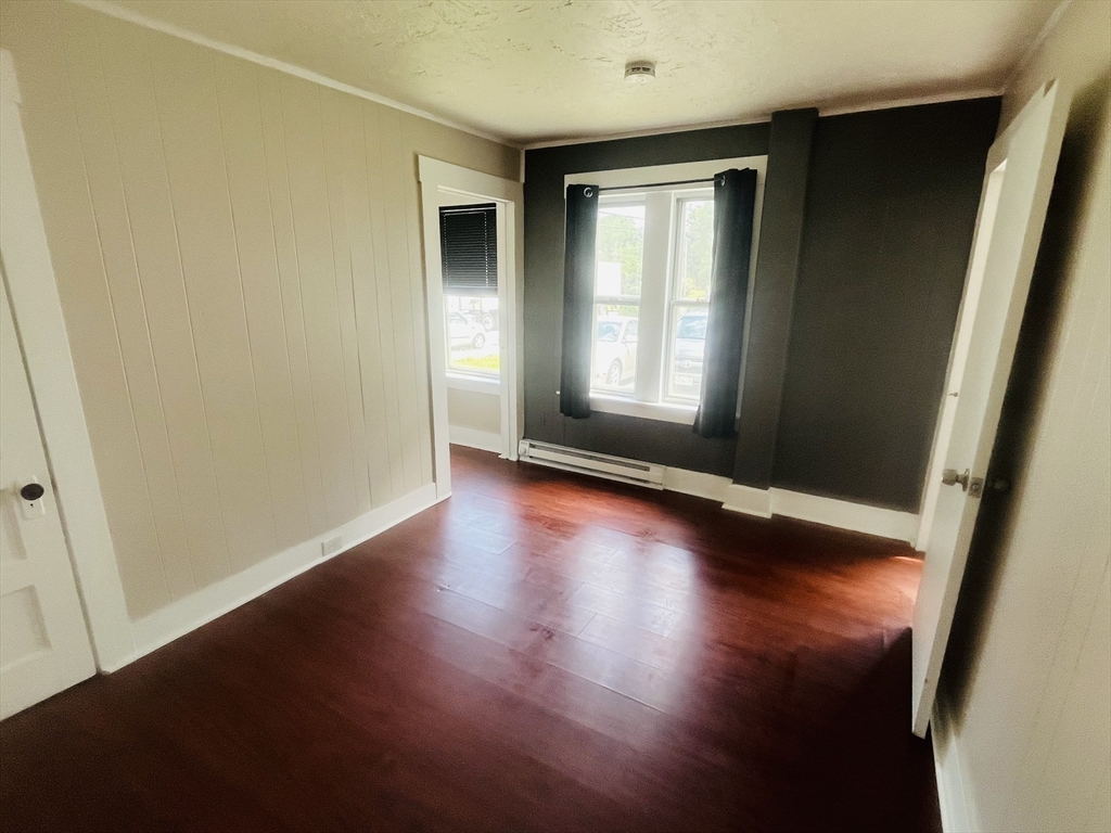 347 Main St 2
