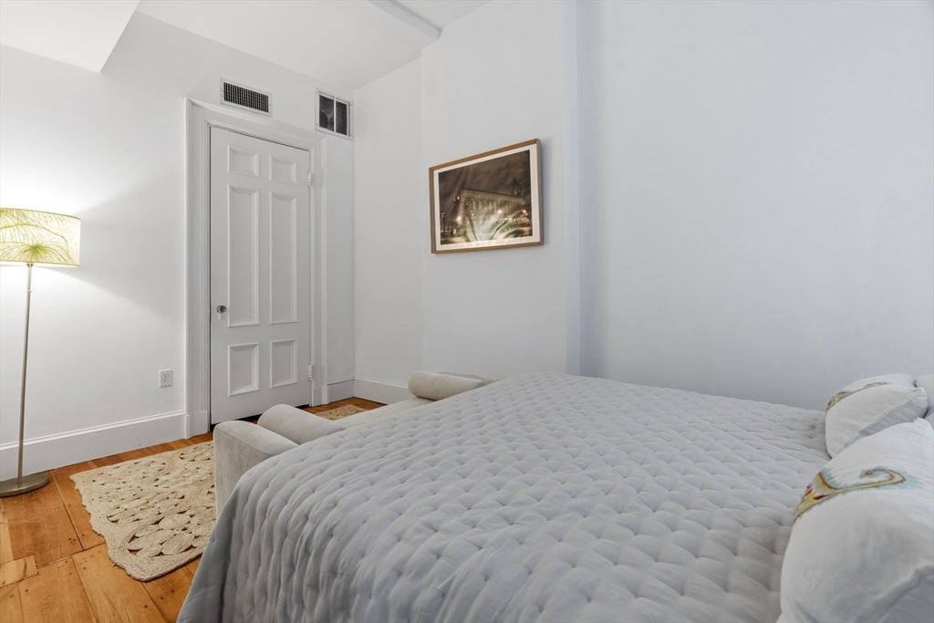 302 Commonwealth Ave #3, Boston, MA, 302 Commonwealth Ave #3, Boston, MA Photo #14