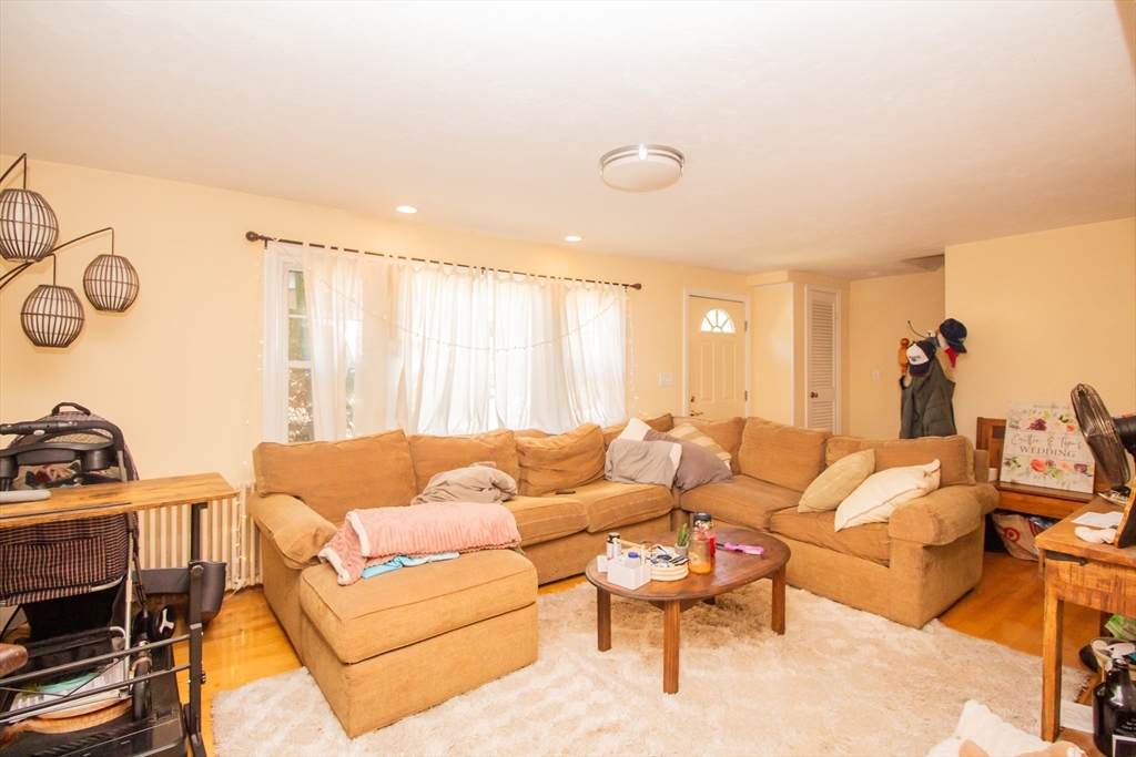 238 May St, Worcester, MA Photo #6