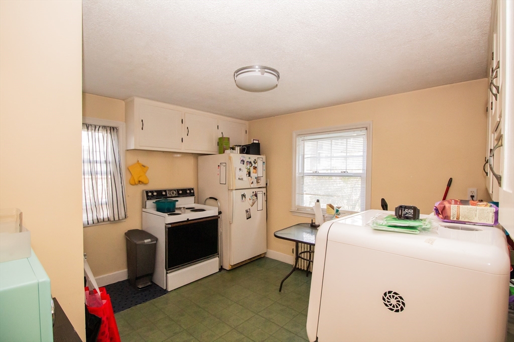 238 May St, Worcester, MA Photo #12
