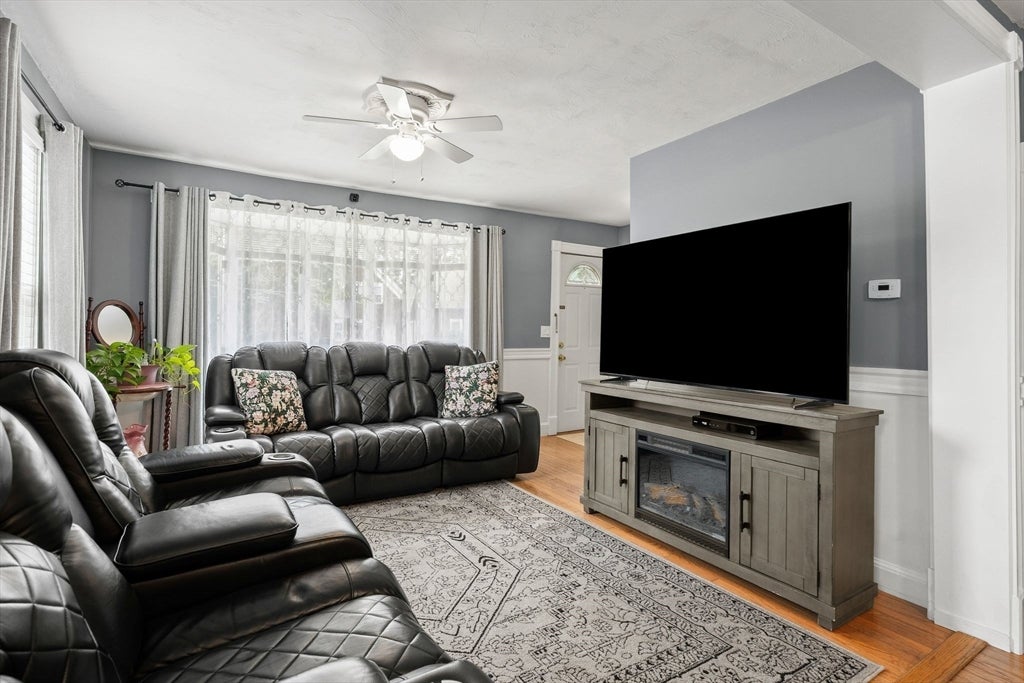 39 Gold Street, Whitman, MA Photo #12
