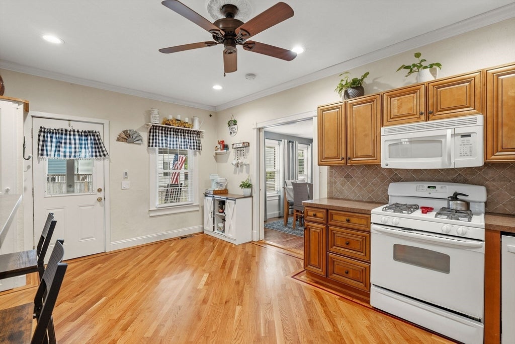 39 Gold Street, Whitman, MA Photo #8