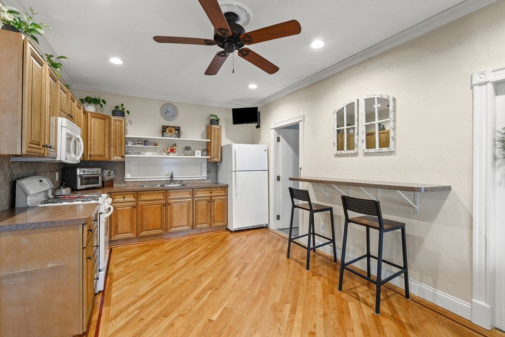 39 Gold Street, Whitman, MA Photo #4
