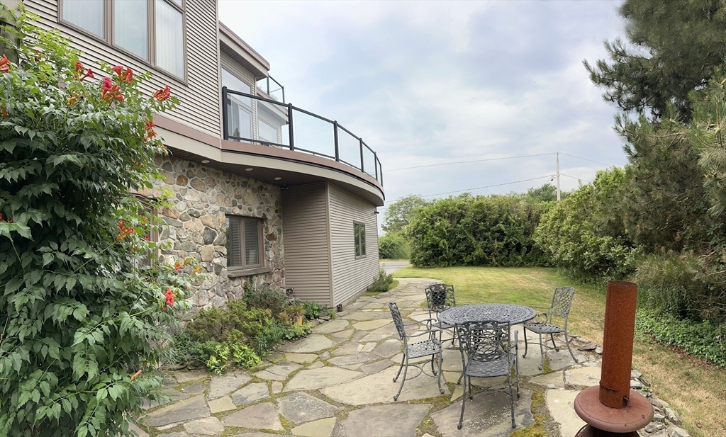 8 Goldfinch Way