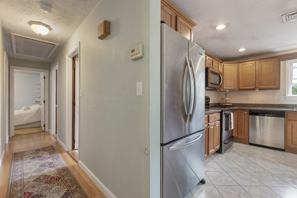 12 Longmeadow Lane