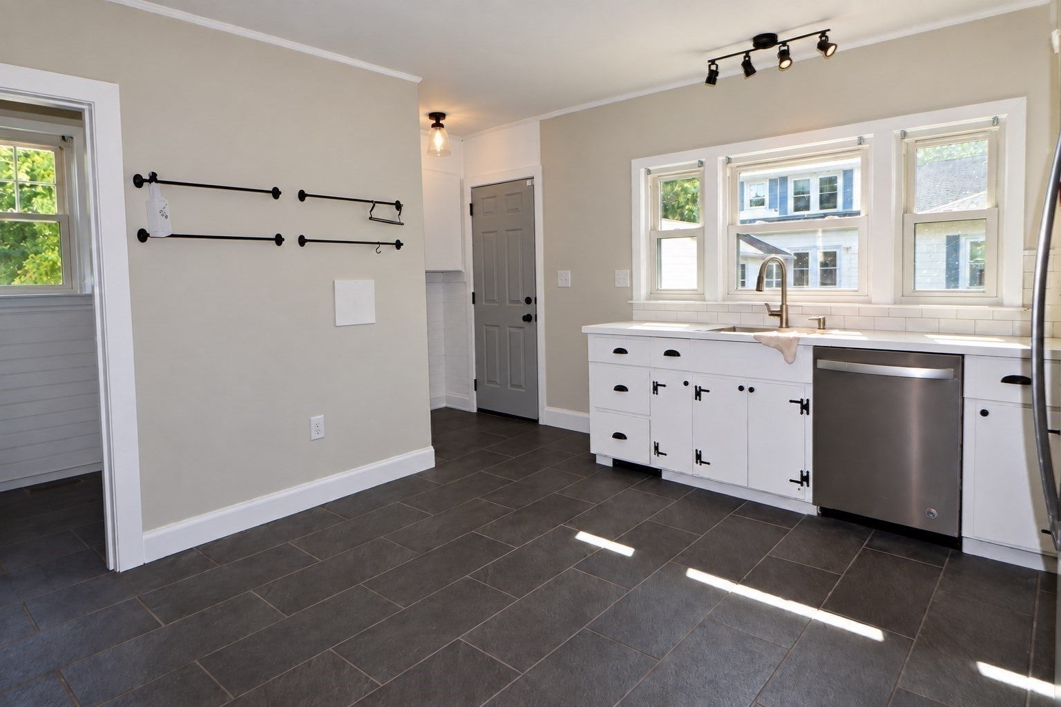899 S Franklin ST, Holbrook, MA, 899 S Franklin ST, Holbrook, MA Photo #12