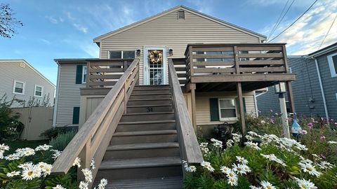 34 Brookline Ave Hull MA 02045