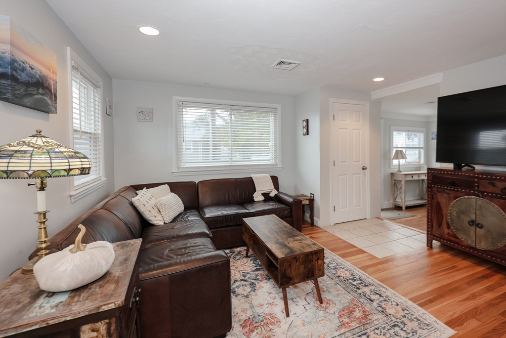 34 Brookline Ave
