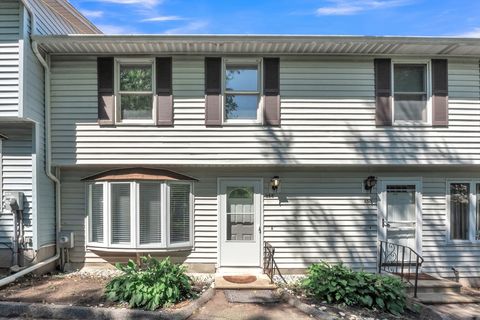 35 Genessee St E Worcester MA 01603