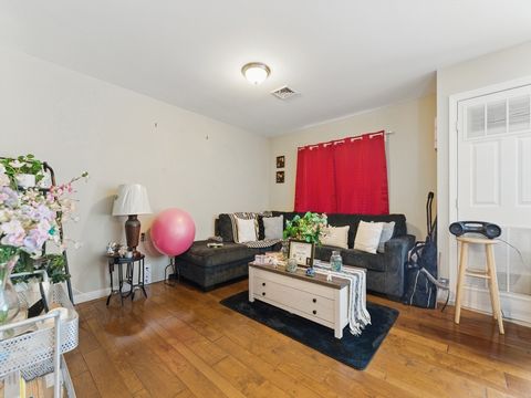 450 Somerset Ave 3-6 Taunton MA 02780