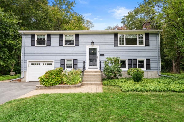 4 WOODMERE RD, FRAMINGHAM, MA 01701 - Image 96172889a20aa624d432e1f7e4e659ea/3846738569