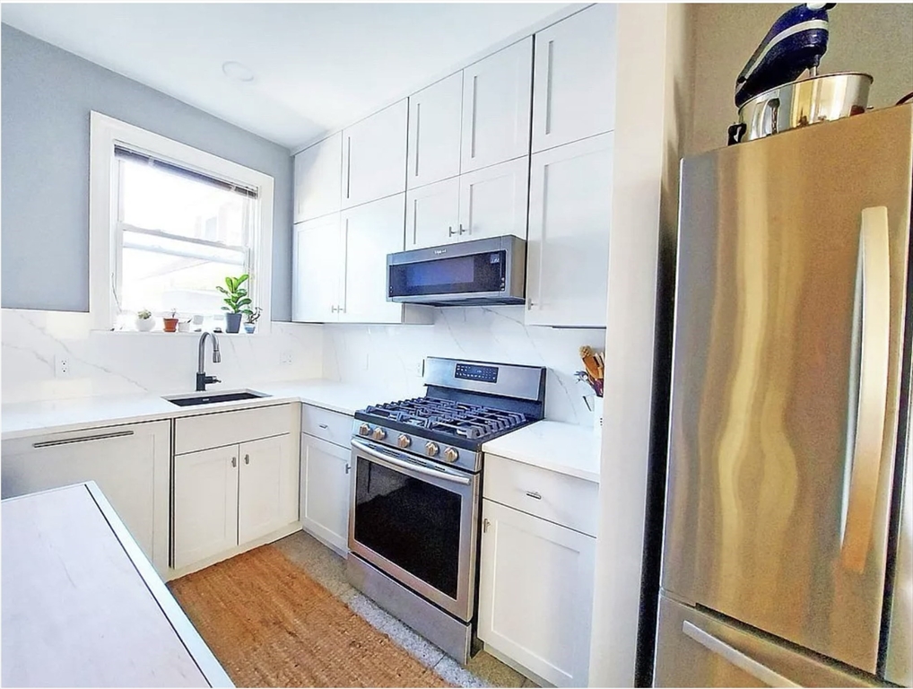 118 Franklin St 3